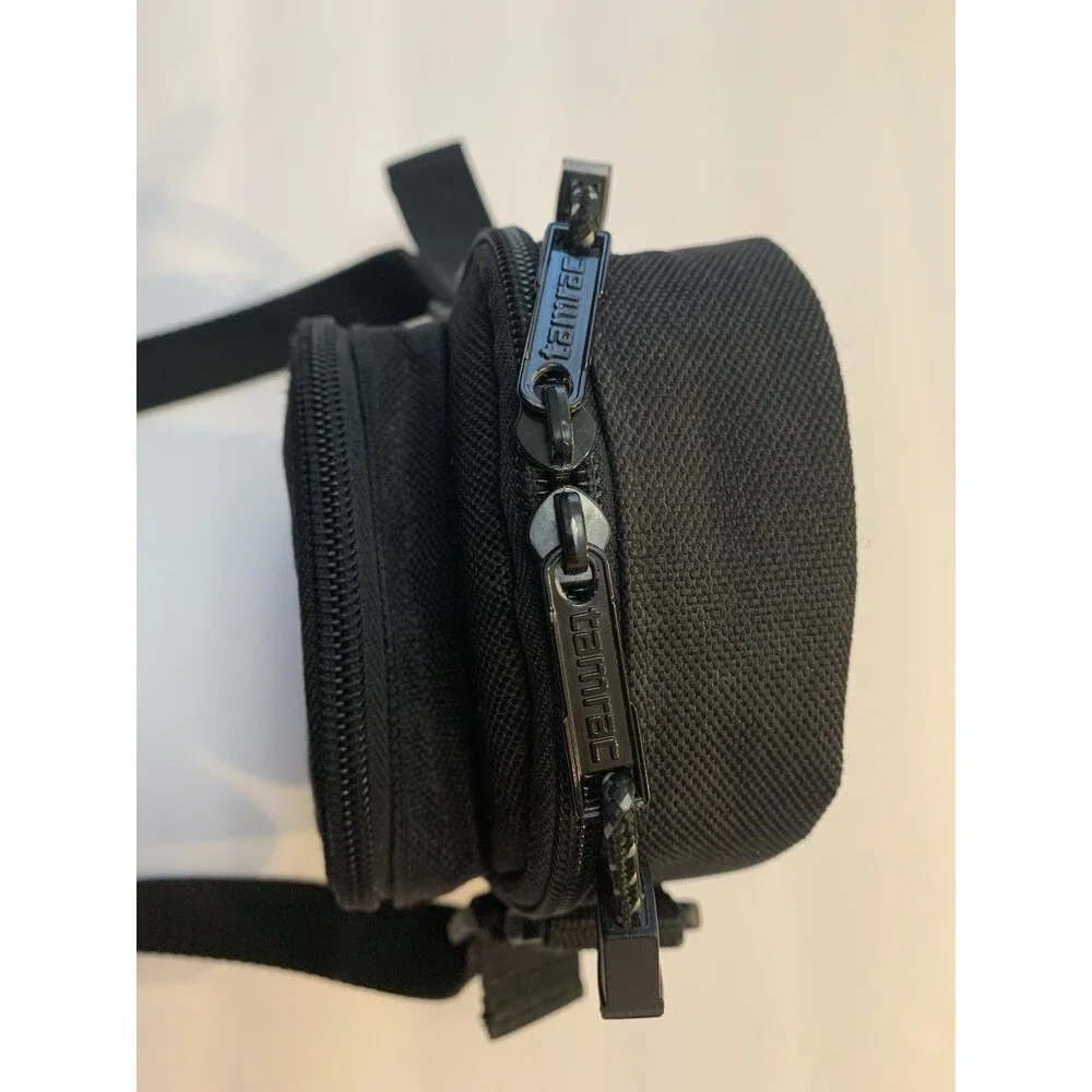 Tamrac Camera Case Bag 5220 Black Adjustable Strap Zippered Closure Front Pocket
